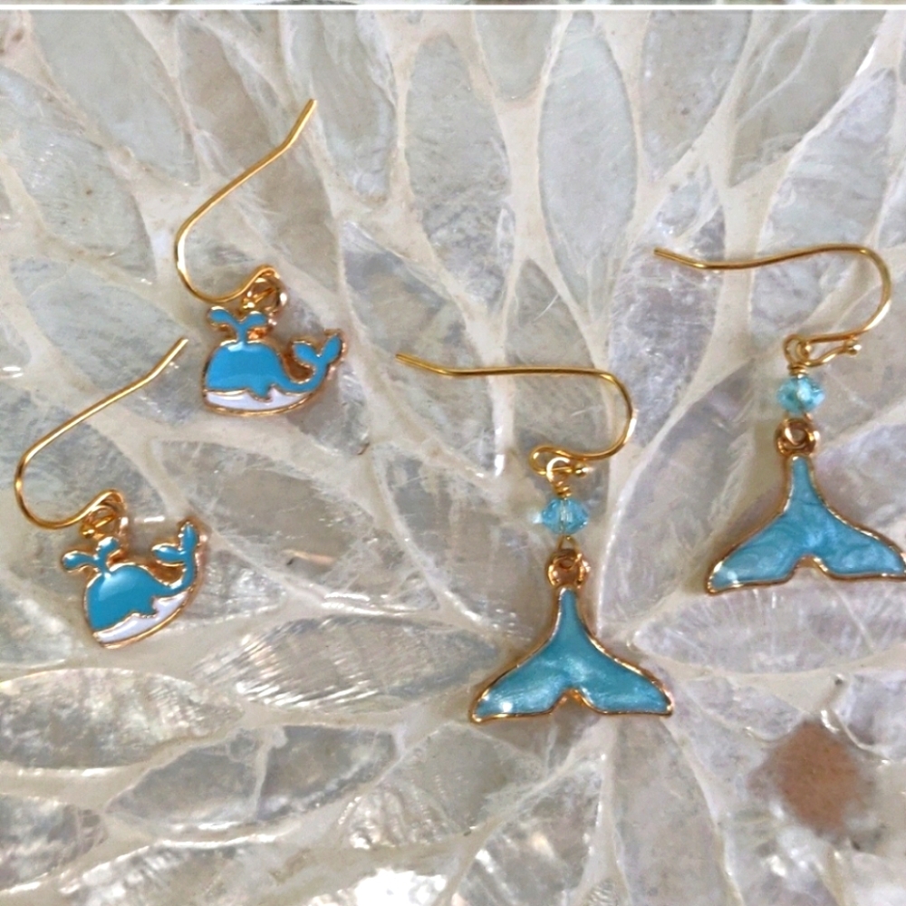New 2 Pairs Of Sea Themed Earrings.